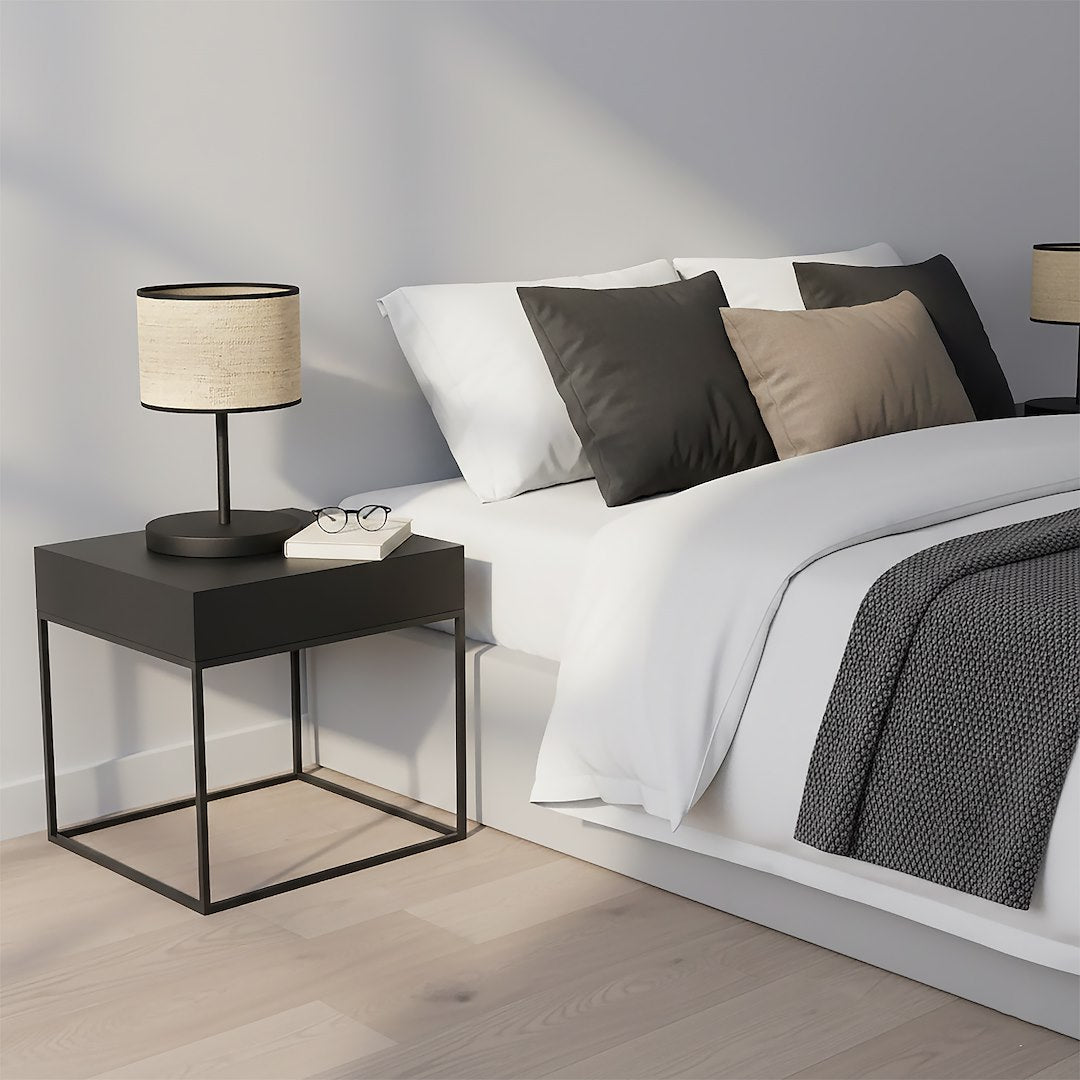 Tafellamp gepoedercoat staal en rotan, minimalistisch Eco, zwart met naturel kap Ø 20 cm, E27, voor bureau of nachtkastje