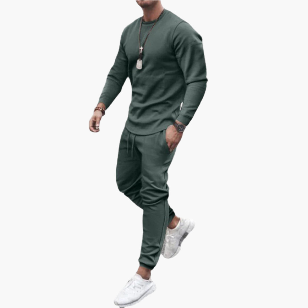 Men's Training Suit Modern Fit – Stylish Casual and Sports Outfit for Everyday & Streetwear