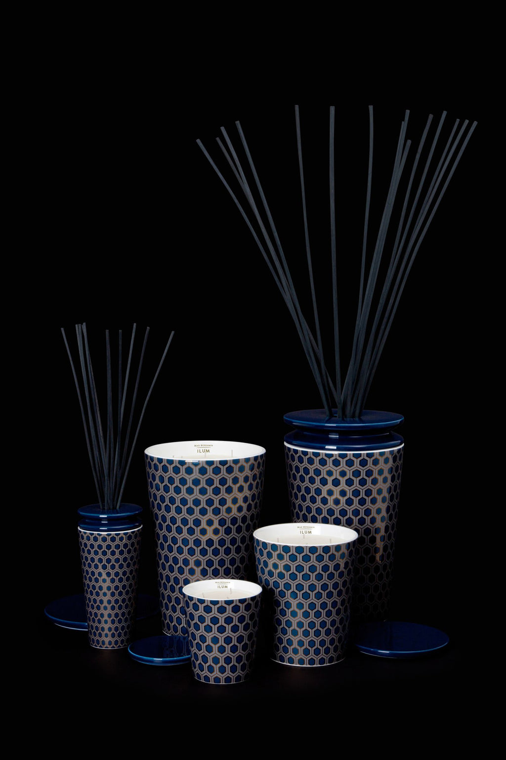 Geurdiffuser Ilum Cologne Retro porselein blauw met geometrisch patroon, klein, met geurstokjes