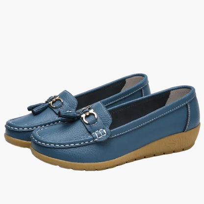 Women's moccasins comfort slip-ons with tassel for everyday and office use