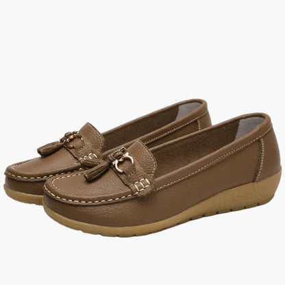 Women's moccasins comfort slip-ons with tassel for everyday and office use