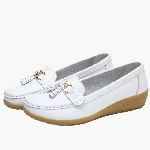 Women's moccasins comfort slip-ons with tassel for everyday and office use