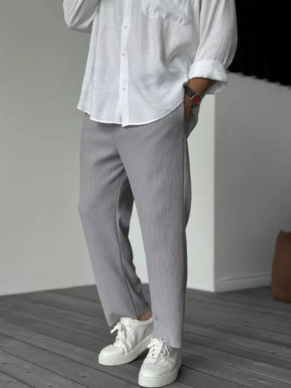 Max – Loose straight sport-casual pants in Hong Kong style