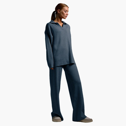 Women's loungewear set – oversized knit sweater with collar and wide pants – comfortable casual suit for home and everyday use