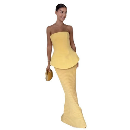 Pamela – Two-piece set with tube top and pleated skirt in yellow