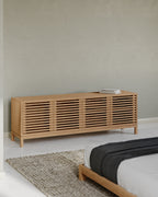 Tv-meubel essenhout Tanner Japandi lamellen vlaskleur 198 x 46 x 66 cm, vierdeurs mediaconsole