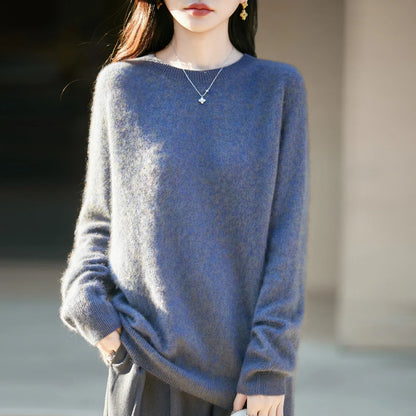 Women's soft fine-knit crew-neck long-sleeve sweater