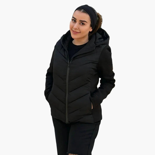 Damen Steppjacke mit Kapuze – Modischer Freizeit-Look für Herbst und Winter