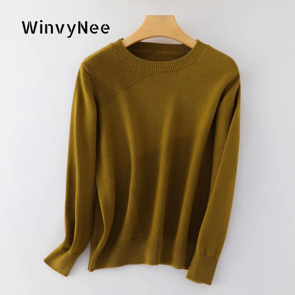 Women's crew-neck long-sleeve sweater with a textured pattern in green