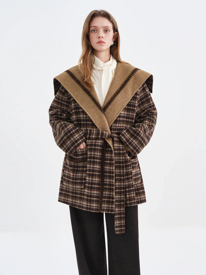 Damen Kurzmantel mit Gürtel, Kariertem Kragen und Stickerei, Braun/Grau