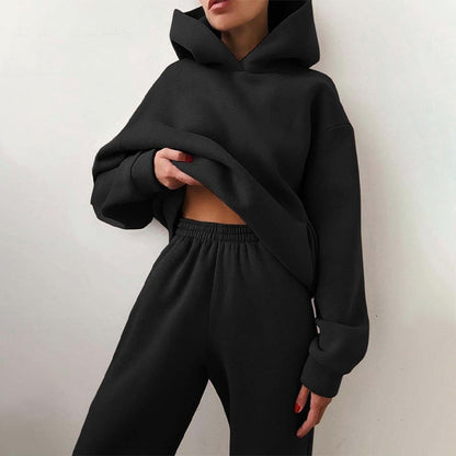 Women's Oversized Relaxed Sweat Suit with Hood – Comfortable Leisure and Street Clothing Set