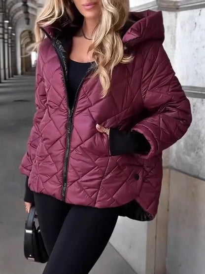 Women's short hooded quilted jacket with diamond pattern and zipper