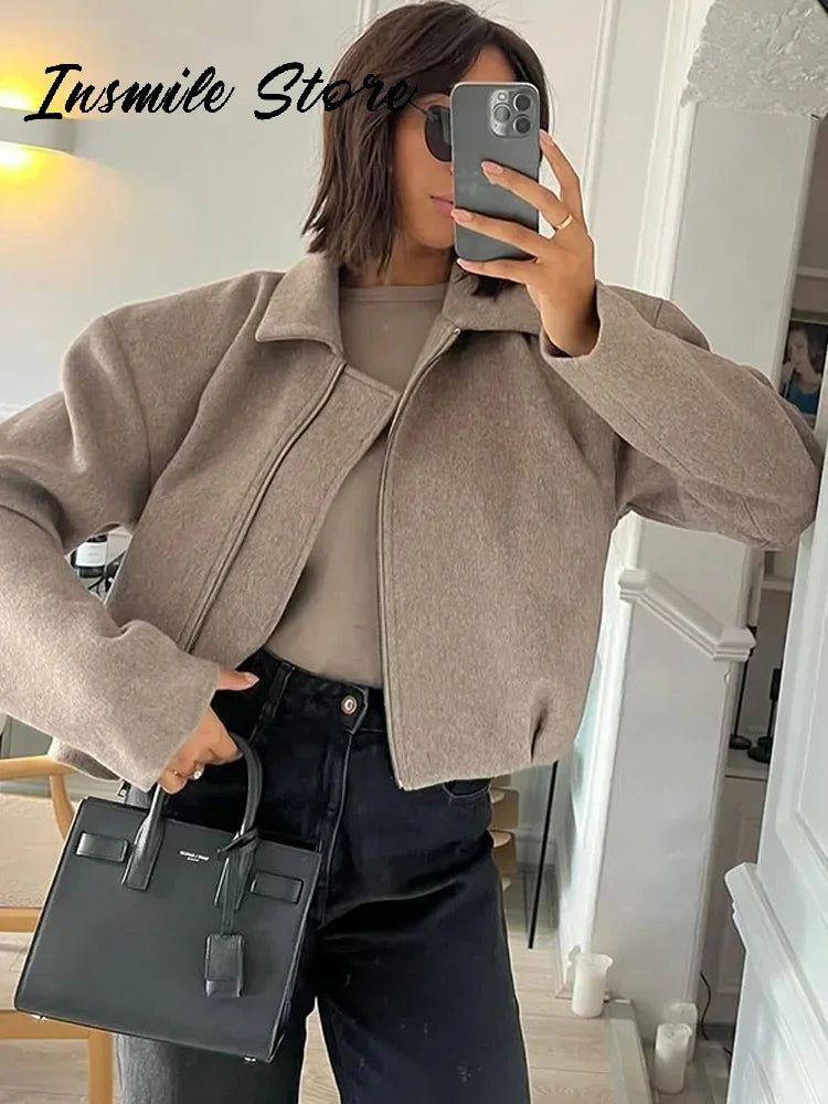 Kurze Damen Übergangsjacke mit Reißverschluss, Kragen und langen Ärmeln