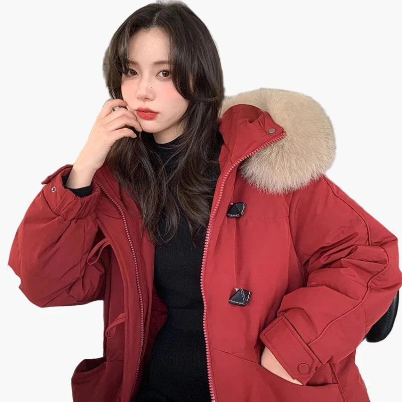 Women's winter parka with hood and fashionable design – perfect for cold days
