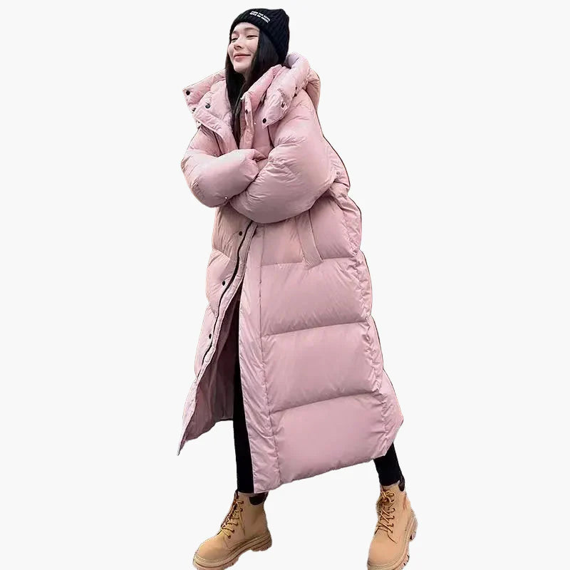 Women's winter quilted coat with hood – long puffer, relaxed fit, windproof, perfect for cold days