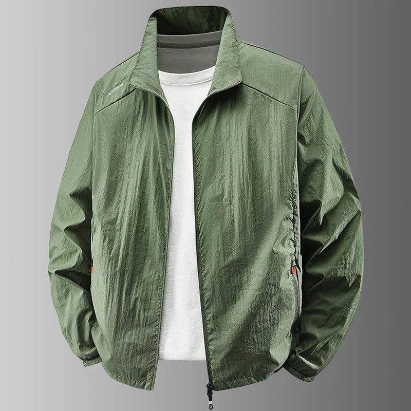 Lightweight men's windbreaker jacket with stand collar and zipper