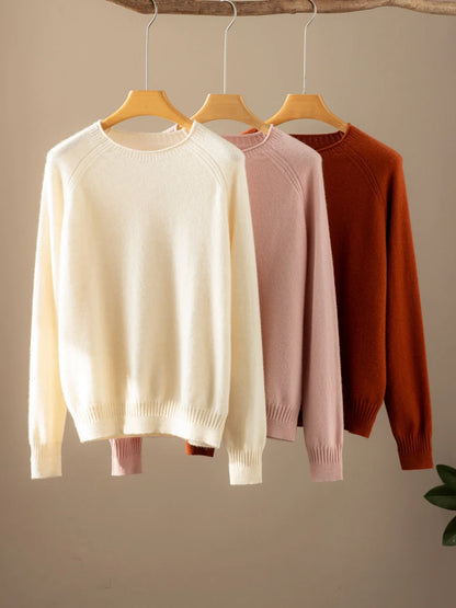 Women's crew-neck long-sleeve knit sweater