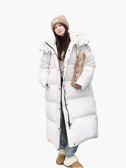 Women's winter quilted coat with hood – long puffer, relaxed fit, windproof, perfect for cold days