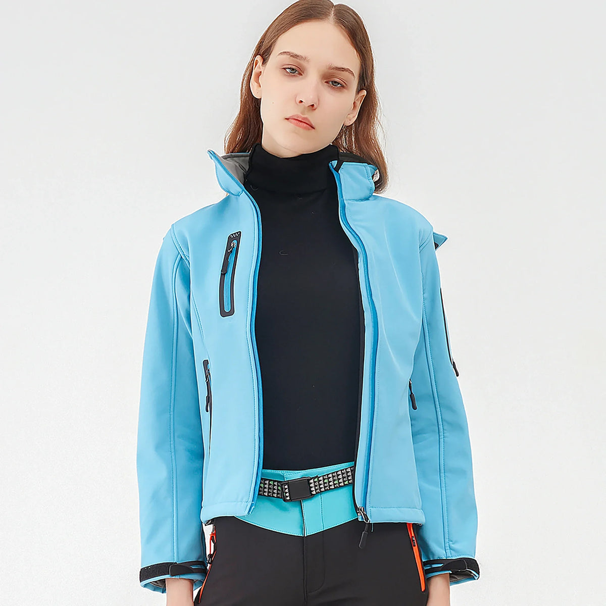 Damen Softshelljacke wasserabweisend atmungsaktiv mit Reißverschlusstaschen
