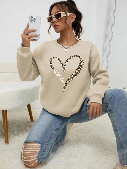 Women's Crew-Neck Long-Sleeve Sweatshirt with Leopard Heart Print
