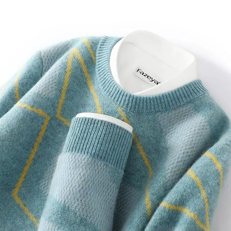 Unisex crew-neck sweater with diamond pattern