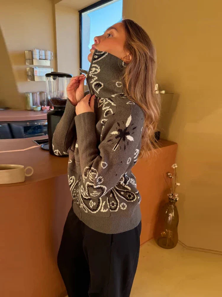 Women's knitted cardigan with a zipper, high collar, and bandana pattern