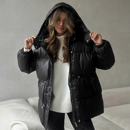 Women's quilted jacket with hood, drawstring waist, short and warm