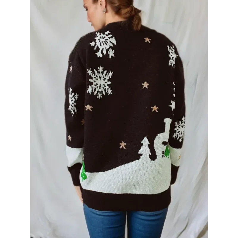 Christmas sweater with gingerbread man motif & snowflakes, red