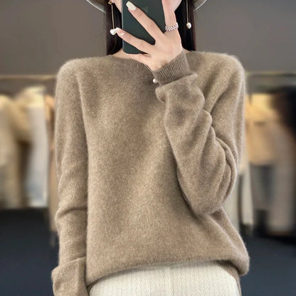 Women's soft fine-knit crew-neck long-sleeve sweater