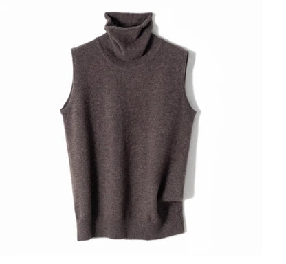 Sleeveless women's turtleneck top made of soft knit fabric