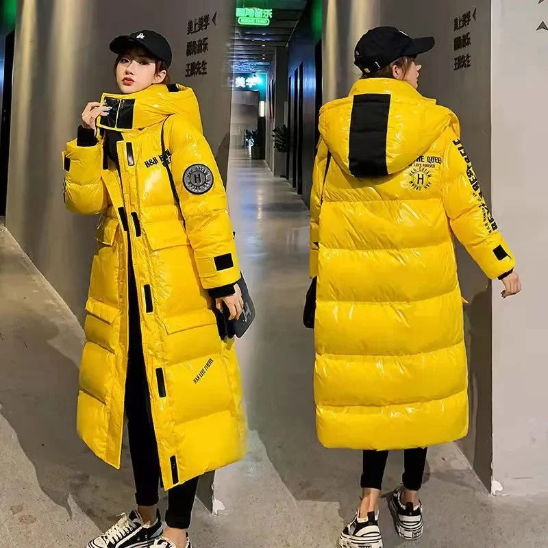 Langer glänzender Winter-Puffer-Mantel mit Kapuze Damen