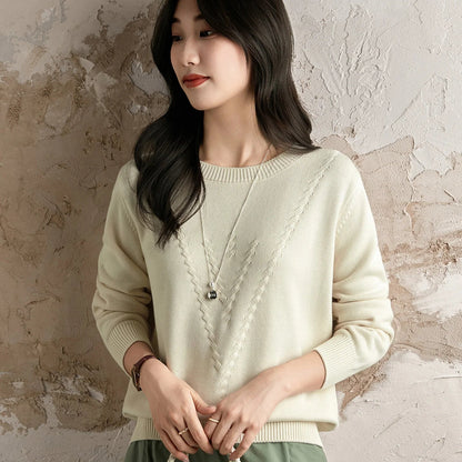 Women's crew-neck sweater with textured pattern, knit sweater