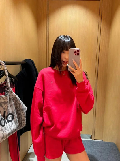 Women's Oversize Sweatshirt for Leisure and Sports – Modern Relaxed Fit Sweater