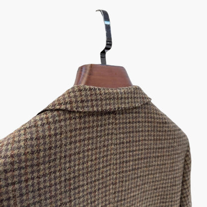 Men's checkered blazer in classic business style – elegant casual and office outfit