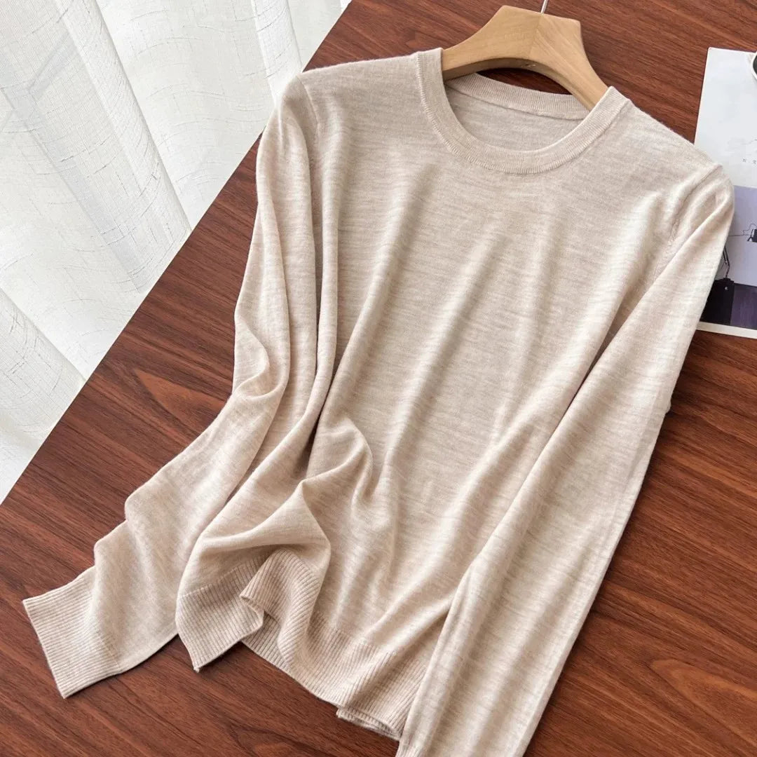 Women's fine-knit crew-neck long-sleeve basic sweater