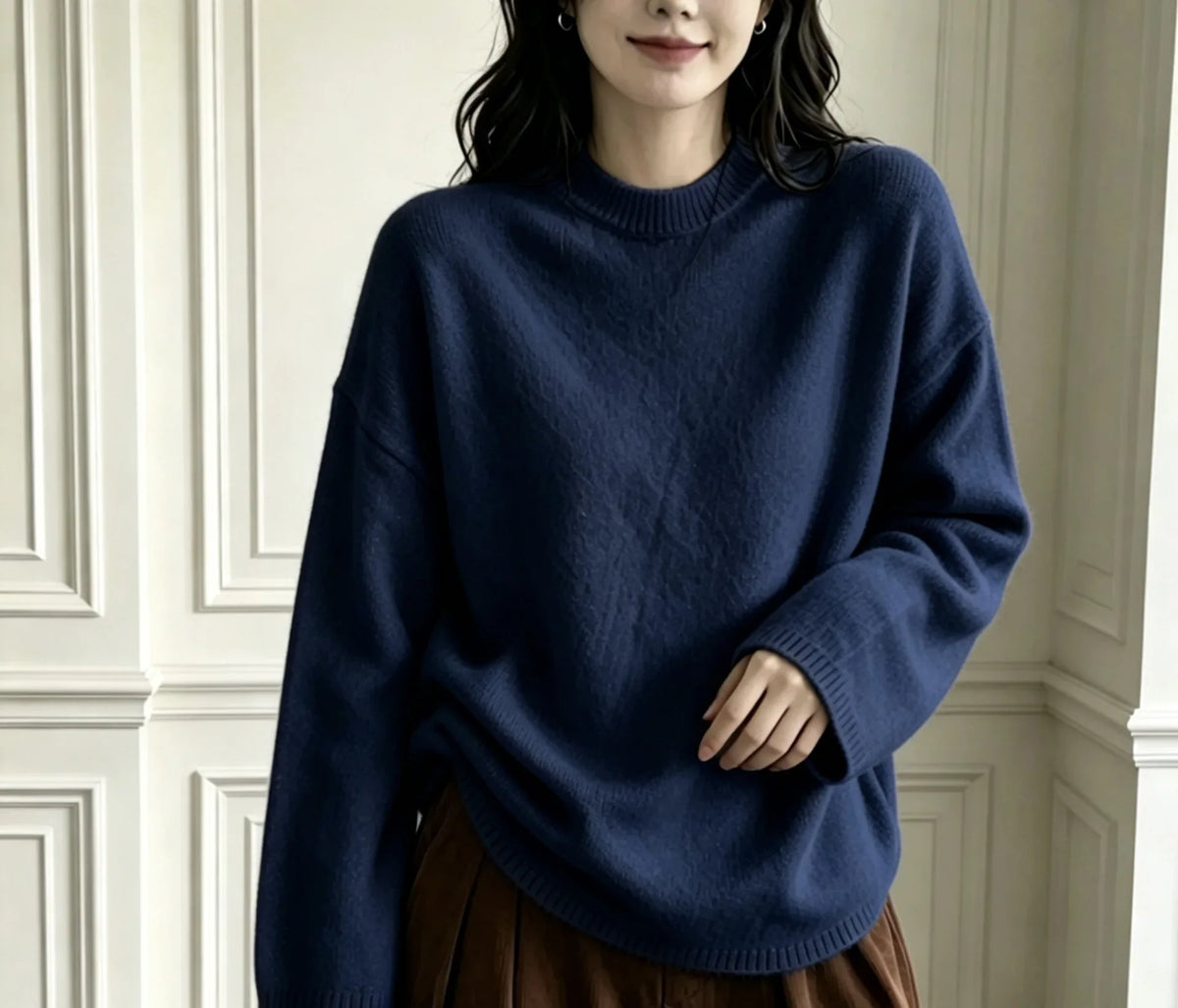 Women's oversized crew-neck long-sleeve knitted sweater