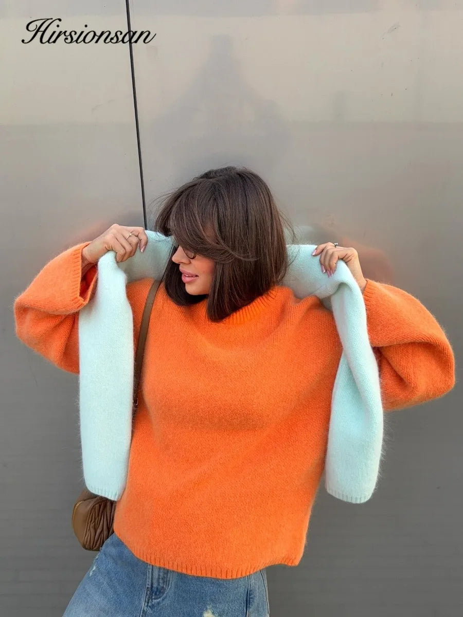 Damen Flauschiger Rundhals-Pullover in Olivgrün