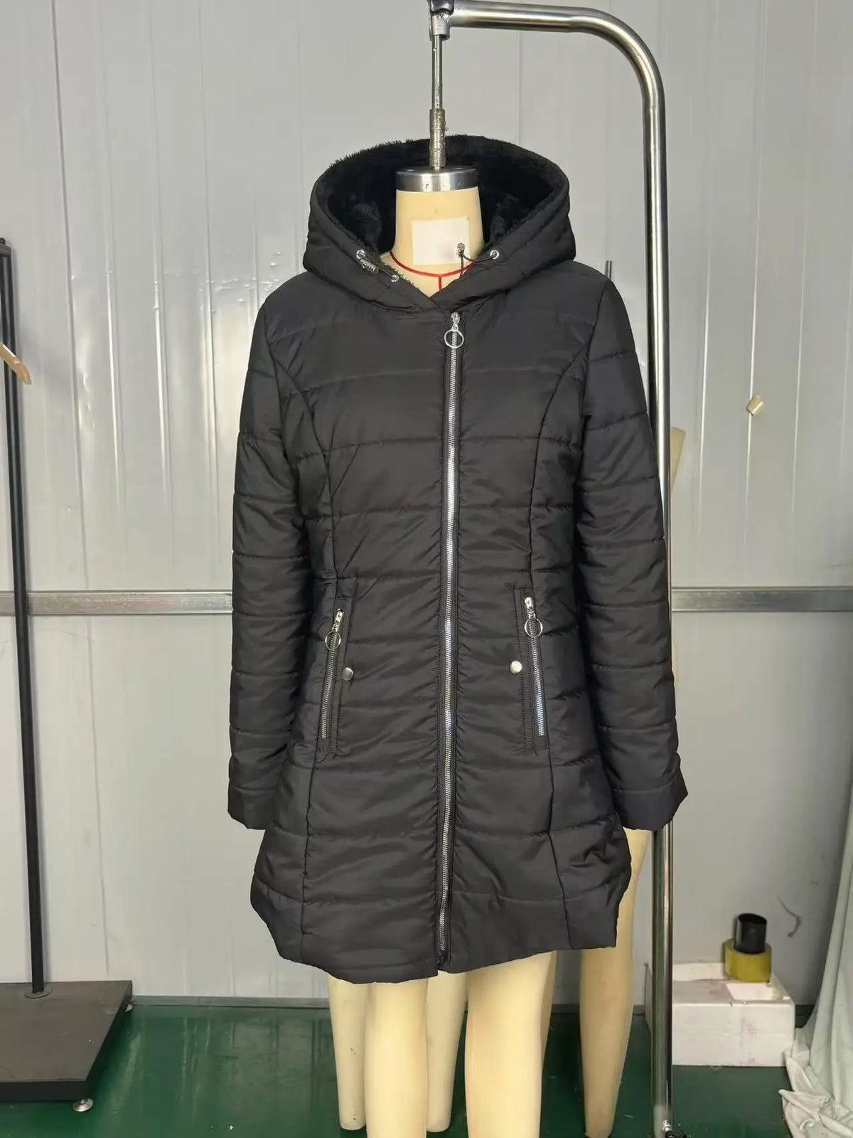 Women's winter quilted coat with hood, Black