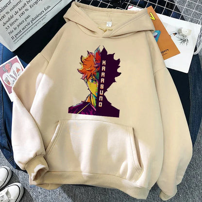 Hoodie with graphic print, long sleeves, hood, and kangaroo pocket