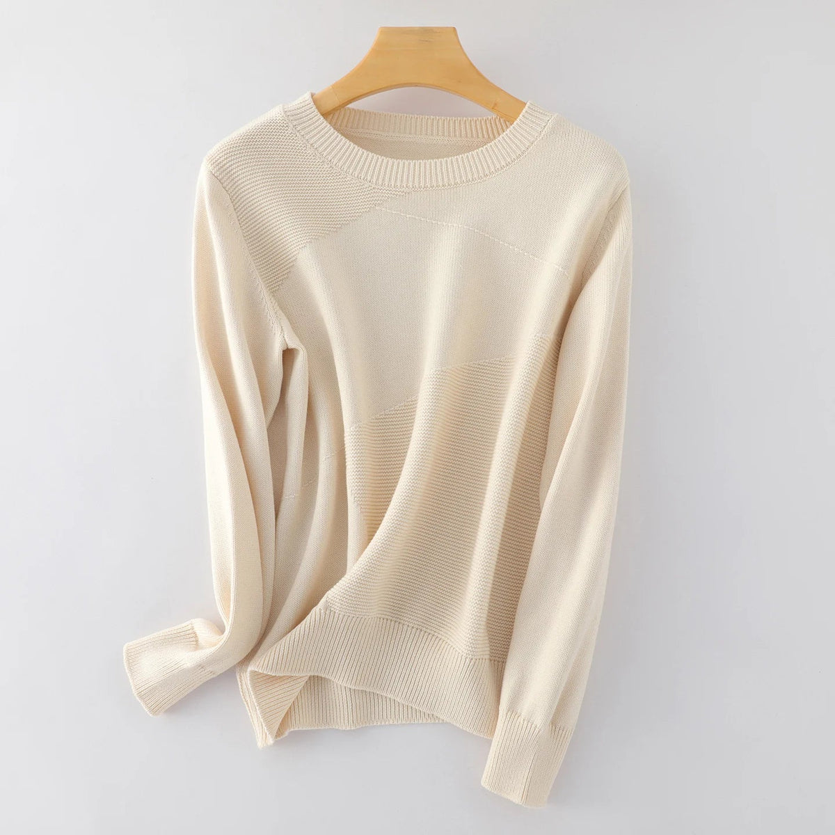 Women's crew-neck long-sleeve sweater with a textured pattern in green
