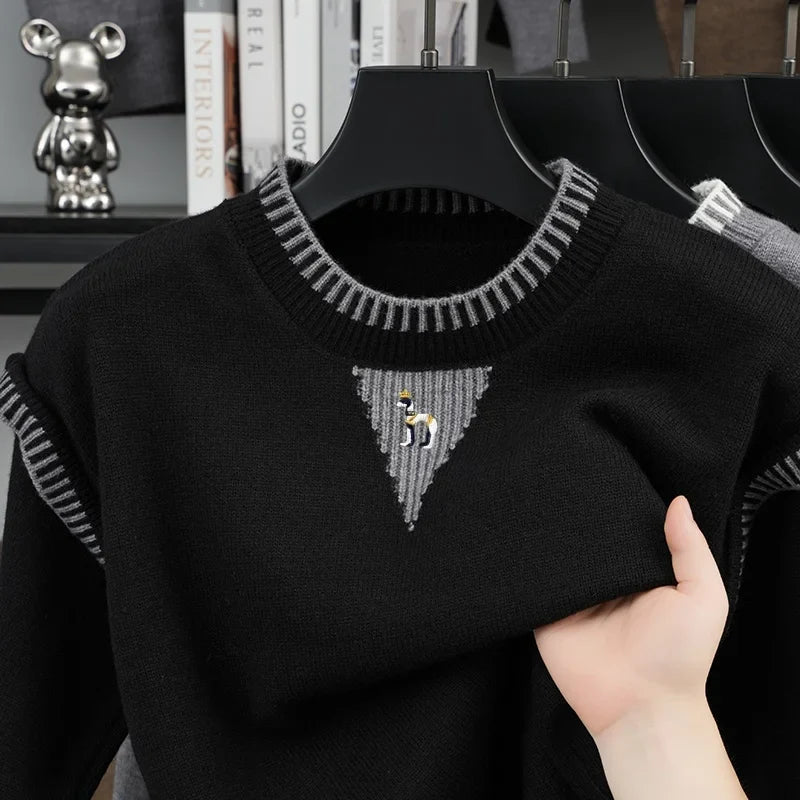 Men's Crew-Neck Knit Sweater with Pattern Detail and Contrast Cuffs
