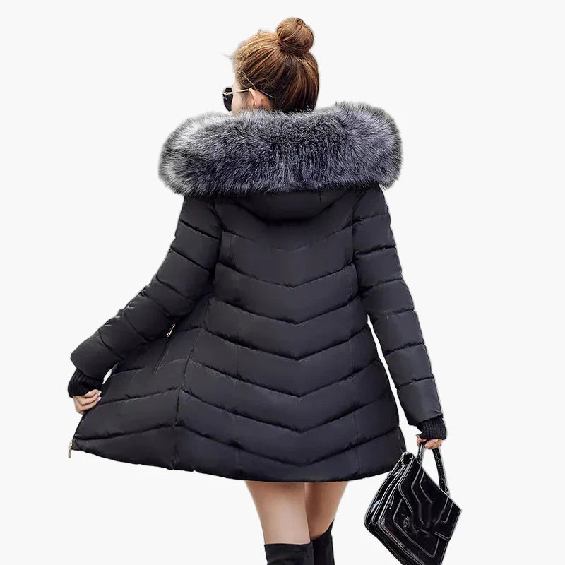 Women's winter quilted coat with hood and faux fur collar – elegant outdoor parka for cold days