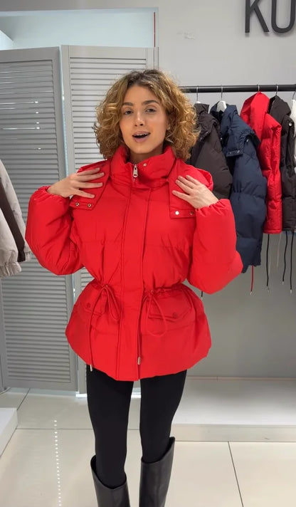 Women's quilted jacket with drawstring waist and hood - cream & red