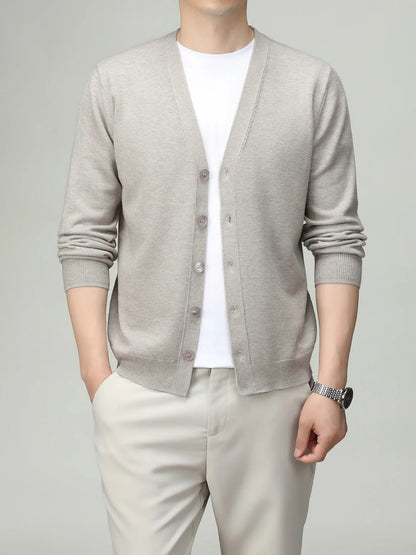 Men's V-neck cardigan with button placket, plain