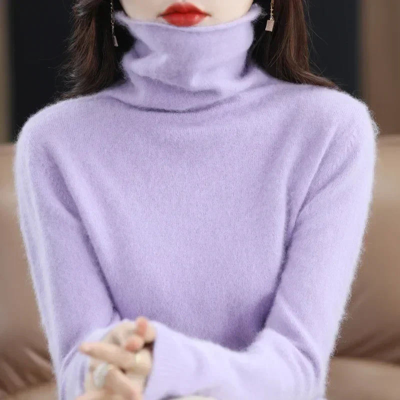 Women's turtleneck sweater with long sleeves - Soft knitted sweater for women