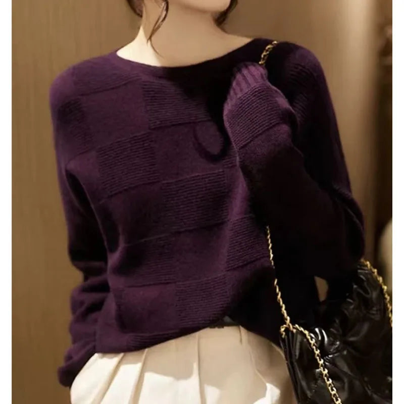 Women's purple sweater with checkered pattern, crew neck