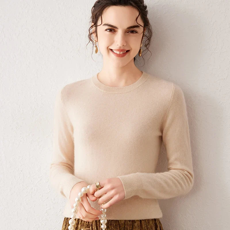 Women's crew-neck long-sleeve basic knitted sweater, cozy pullover
