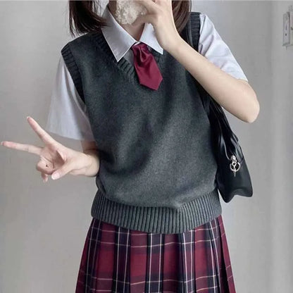 Women's knitted vest V-neck sleeveless ribbed hem