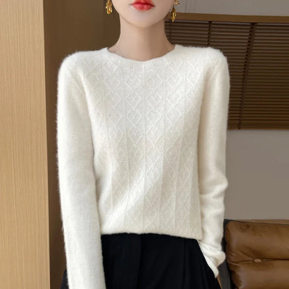 Women's crew-neck knitted sweater with diamond pattern long sleeves