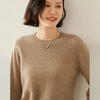 Women's crew-neck sweater, long sleeves, soft material